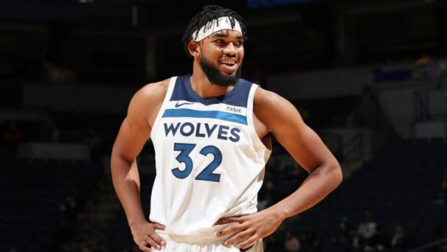 与卡洛斯 与卡洛斯